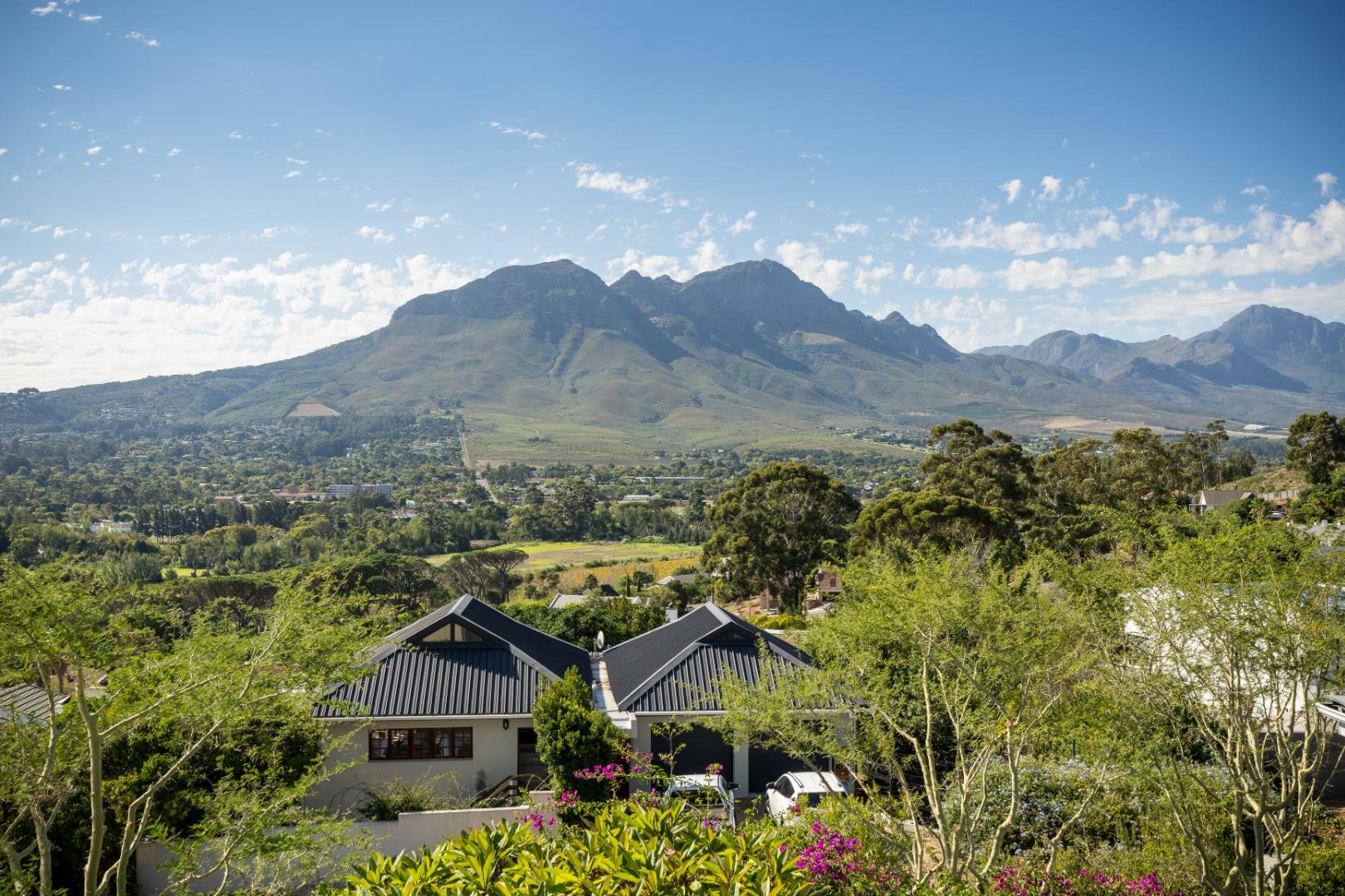 5 Bedroom House for Sale - Western Cape