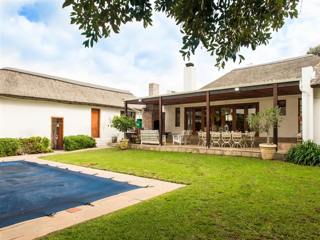 5 Bedroom House for Sale - Western Cape
