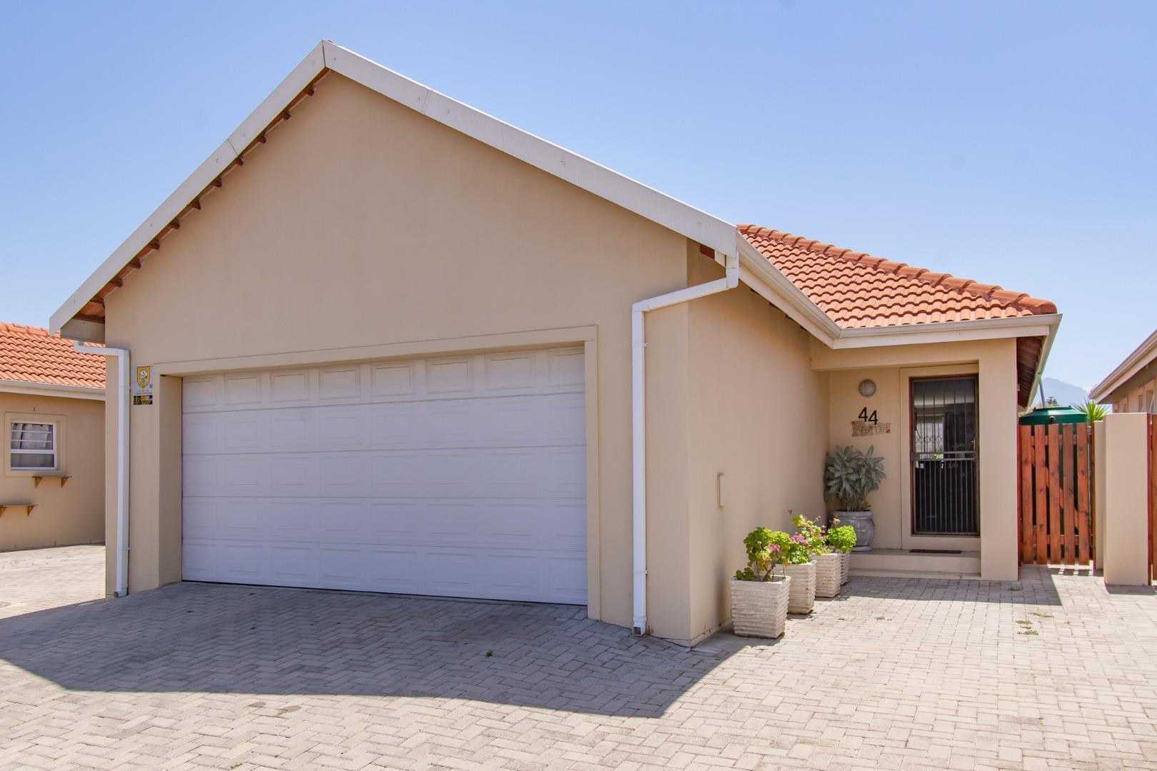 2 Bedroom House for Sale - Western Cape