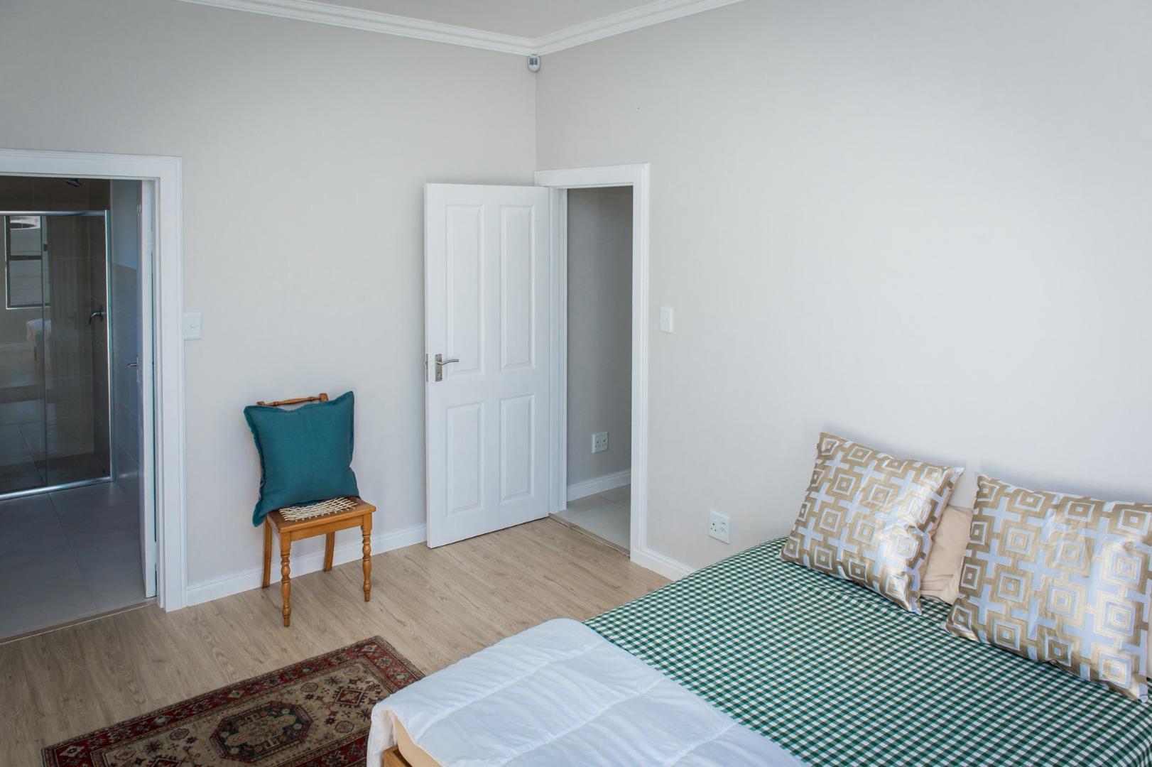 729945_Montague_Str_-20.jpg