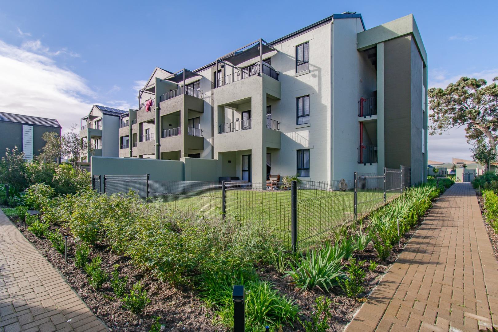 2 Bedroom Apartment for Sale - Western Cape